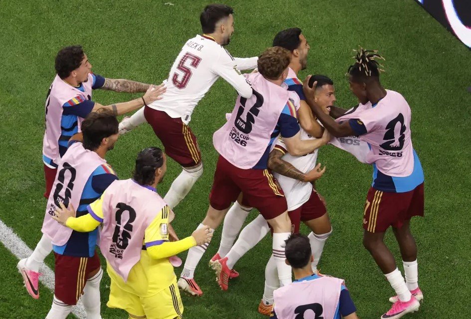 Espanha está na final da Copa do Mundo após vencer a França por 2 a 0