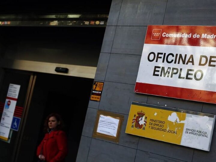 Desemprego na Espanha cai abaixo de 10% pela primeira vez desde 2008