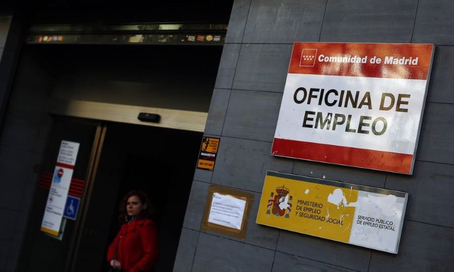 Desemprego na Espanha cai abaixo de 10% pela primeira vez desde 2008