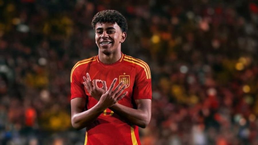 Lamine Yamal ultrapassa 200 milhões de euros e se torna o jogador mais valioso da história do futebol