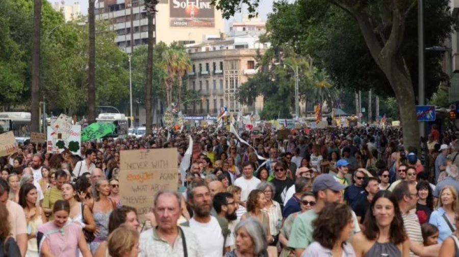 Milhares Vão às Ruas de Maiorca Contra o Turismo de Massa