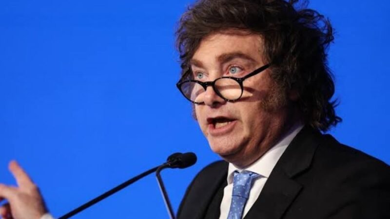 Milei chama Sánchez de corrupto e aprofunda crise diplomática da Espanha